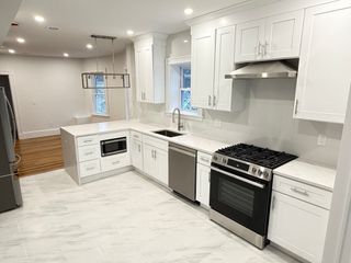 10 Beech St 4, Cambridge, MA 02140