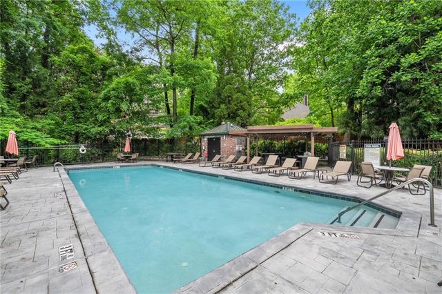 3235 Roswell Road NE 405, Atlanta, GA 30305