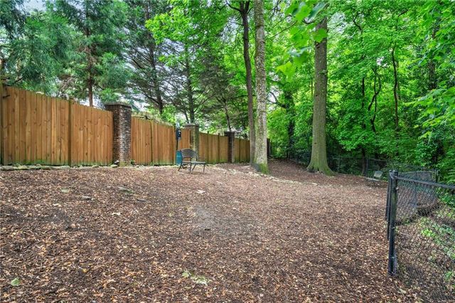 3235 Roswell Road NE 405, Atlanta, GA 30305