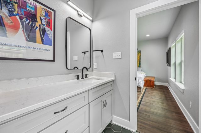 116 E Bexar Street, Mabank, TX 75147
