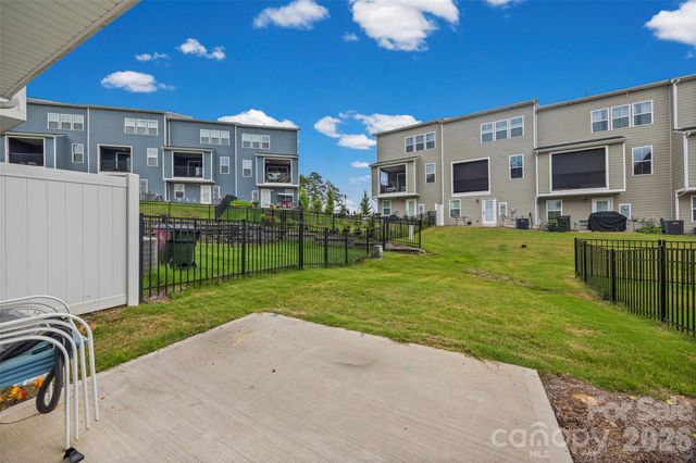 928 Portrush Lane, Tega Cay, SC 29708