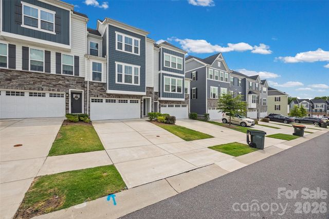 928 Portrush Lane, Tega Cay, SC 29708