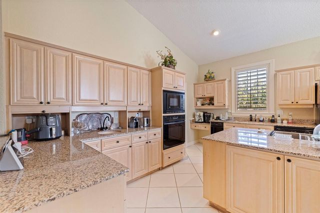 2000 BAYVIEW DRIVE, Tierra Verde, FL 33715