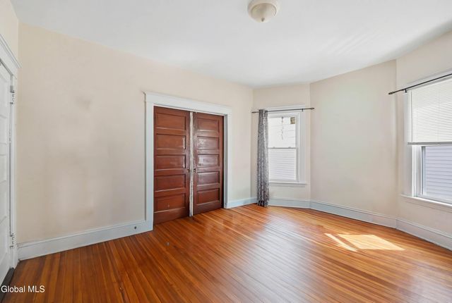 288 Morton Avenue, Albany, NY 12209