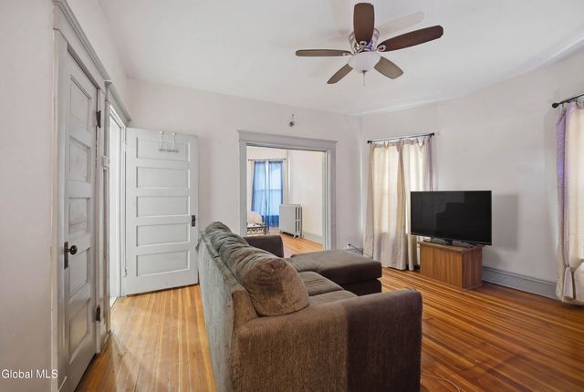 288 Morton Avenue, Albany, NY 12209