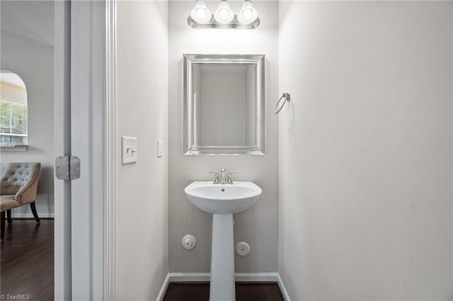 5307 Farm House Trail, Winston-salem, NC 27103