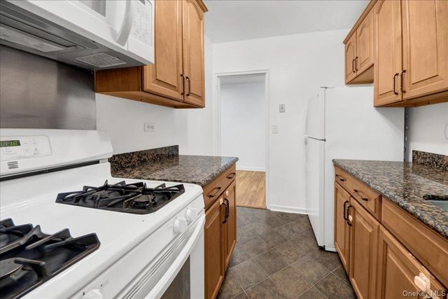 40 Rockledge 1A, Hartsdale, NY 10530
