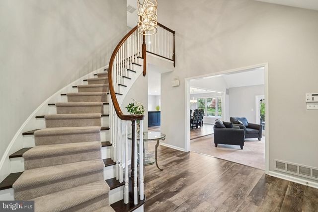 437 WINDROW CLUSTERS DR, Moorestown, NJ 08057