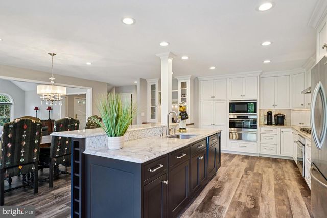 437 WINDROW CLUSTERS DR, Moorestown, NJ 08057