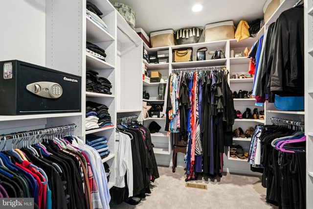 437 WINDROW CLUSTERS DR, Moorestown, NJ 08057