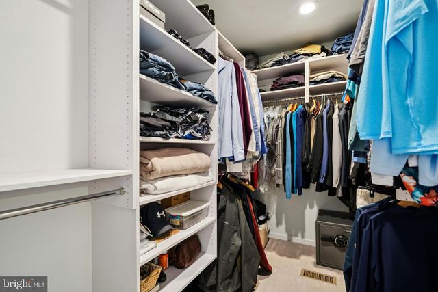 437 WINDROW CLUSTERS DR, Moorestown, NJ 08057