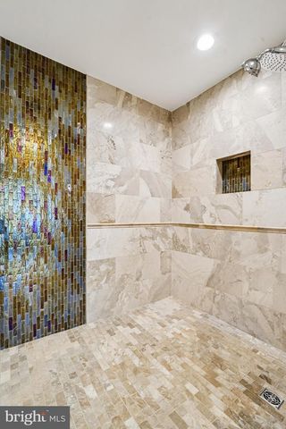 437 WINDROW CLUSTERS DR, Moorestown, NJ 08057