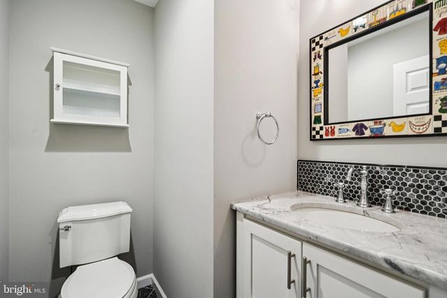 437 WINDROW CLUSTERS DR, Moorestown, NJ 08057