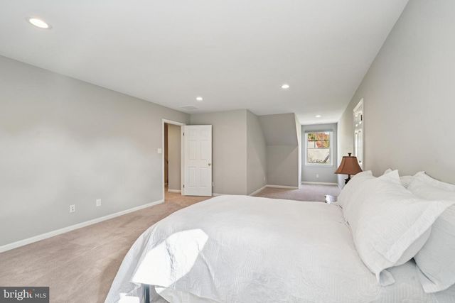 437 WINDROW CLUSTERS DR, Moorestown, NJ 08057