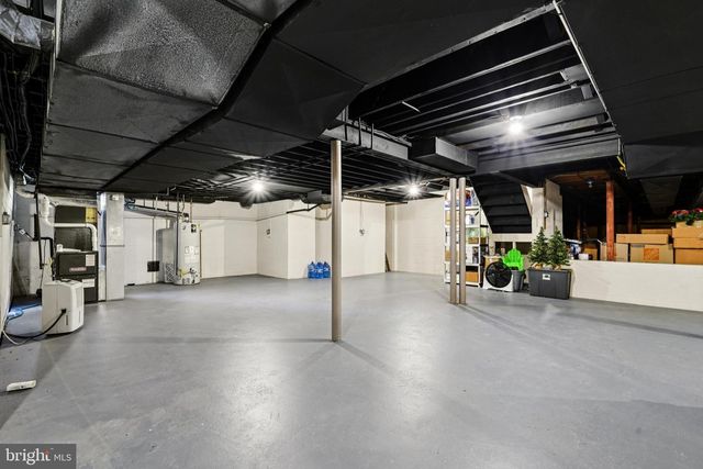 437 WINDROW CLUSTERS DR, Moorestown, NJ 08057