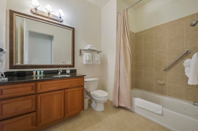 50610 Santa Rosa Plaza 8, La Quinta, CA 92253
