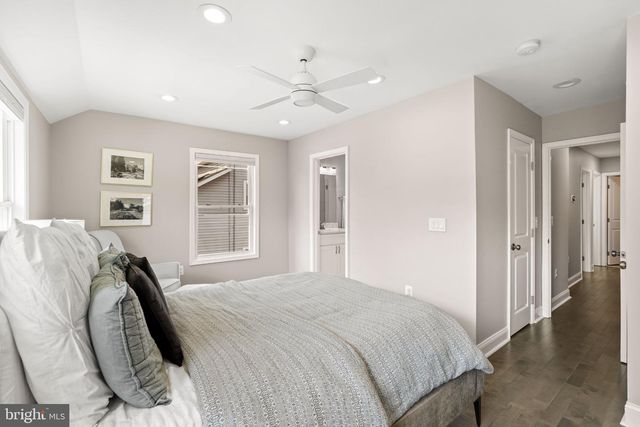 4416 GAULT PL NE, Washington, DC 20019