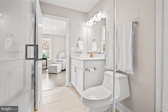 4416 GAULT PL NE, Washington, DC 20019