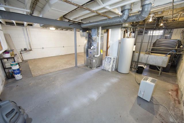3559 1st PLACE, Milwaukee, WI 53207