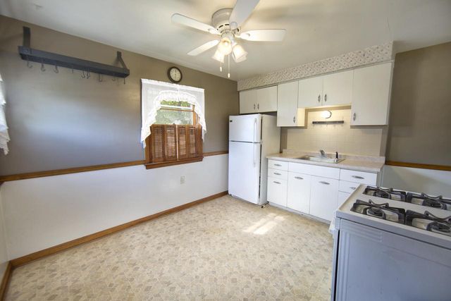 3559 1st PLACE, Milwaukee, WI 53207
