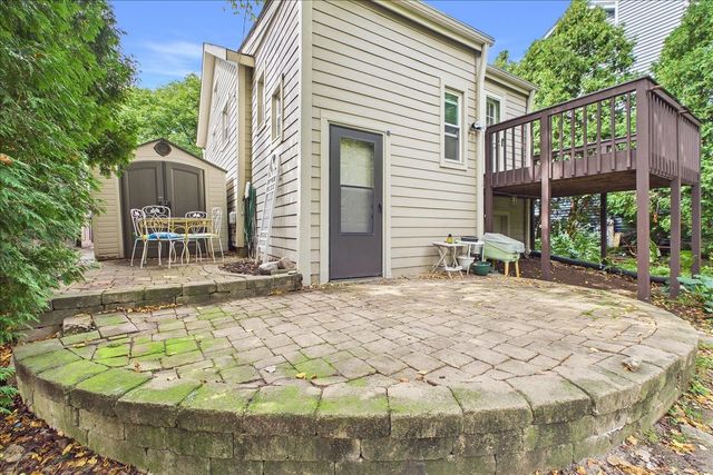 67 Grove Avenue, Glen Ellyn, IL 60137