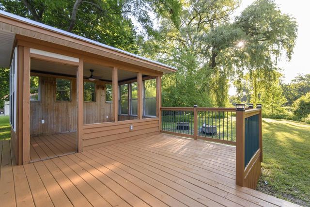 11319 3rd AVENUE, Pleasant Prairie, WI 53158