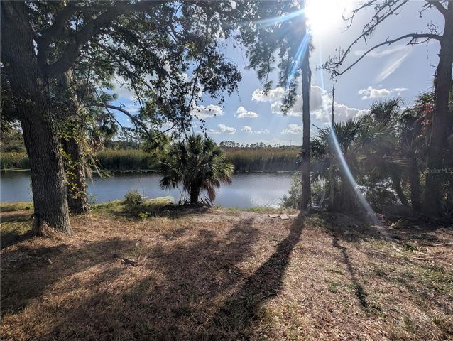 4395 HANSARD AVENUE, North Port, FL 34286