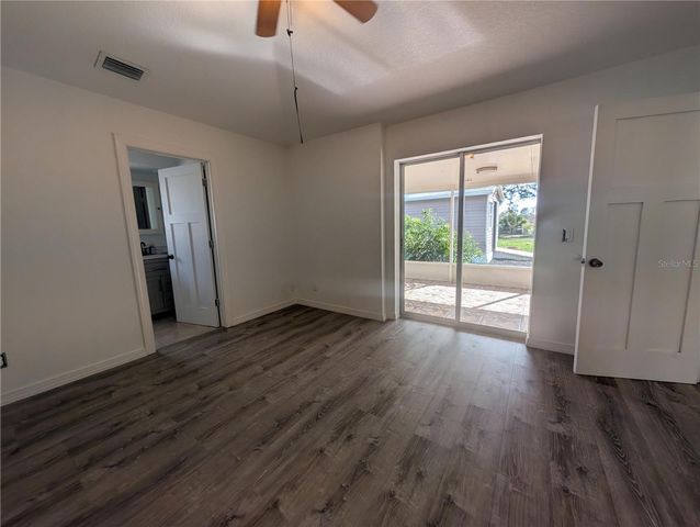 4395 HANSARD AVENUE, North Port, FL 34286