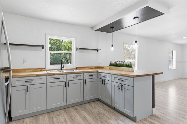 1104 E 8 TH STREET, Sanford, FL 32771