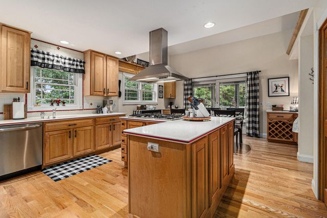 5450 W Riverside Drive, Ludington, MI 49431