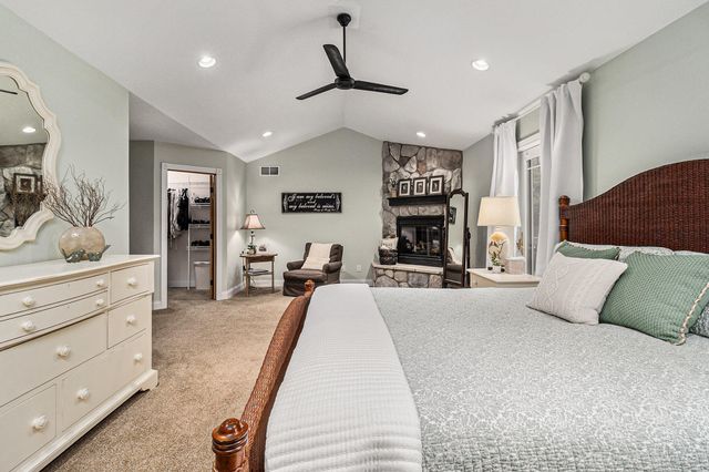 5450 W Riverside Drive, Ludington, MI 49431