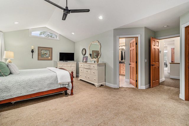 5450 W Riverside Drive, Ludington, MI 49431