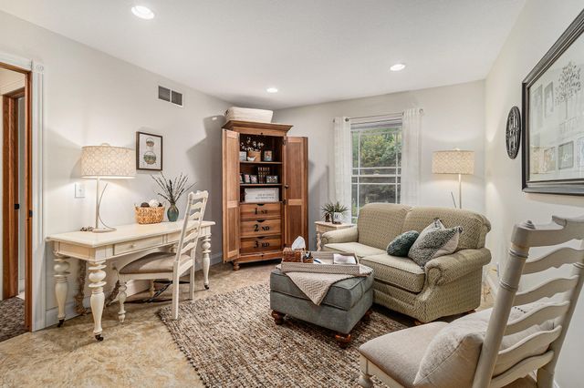 5450 W Riverside Drive, Ludington, MI 49431