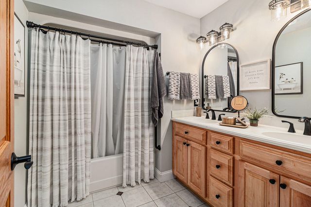 5450 W Riverside Drive, Ludington, MI 49431
