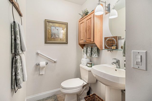 5450 W Riverside Drive, Ludington, MI 49431