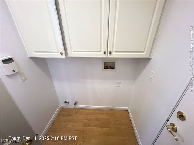 3076 Lapis Beach Drive, Las Vegas, NV 89117