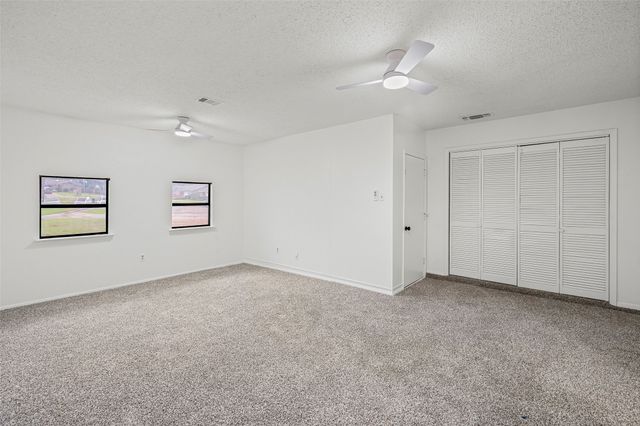 1915 Westover Court, Arlington, TX 76015