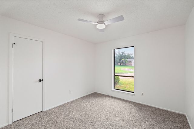 1915 Westover Court, Arlington, TX 76015