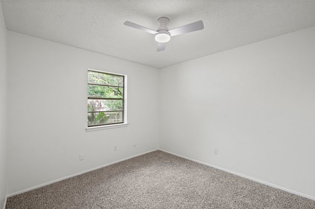 1915 Westover Court, Arlington, TX 76015