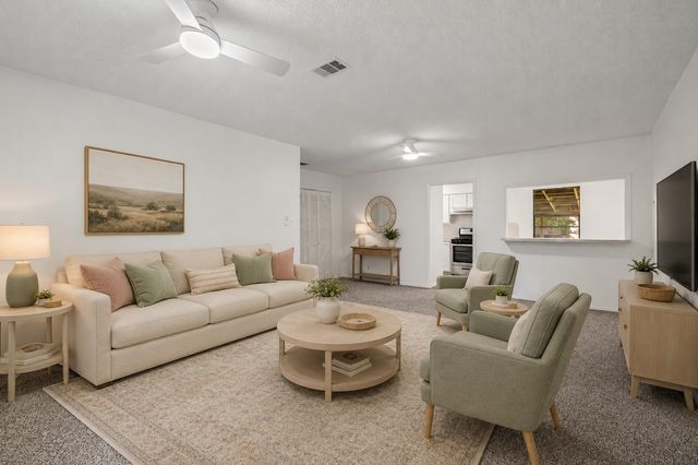 1915 Westover Court, Arlington, TX 76015