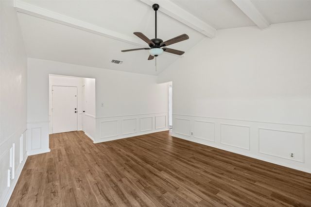 1915 Westover Court, Arlington, TX 76015