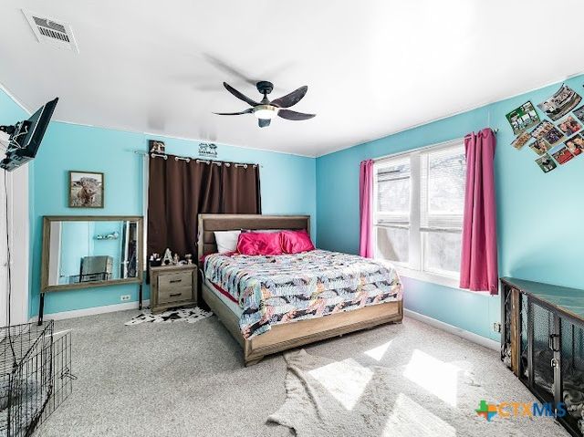 1510 N Avenue, Shiner, TX 77984