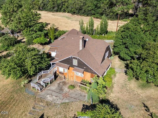 12974 E Evans Creek Road, Rogue River, OR 97537