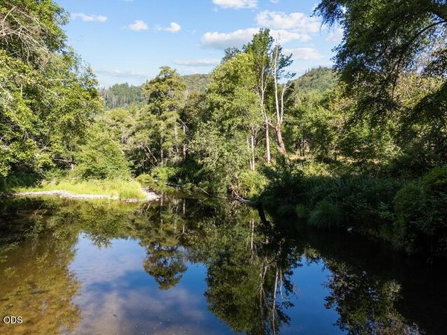 12974 E Evans Creek Road, Rogue River, OR 97537