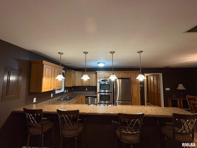 1219 S Boch Street, Taylorville, IL 62568