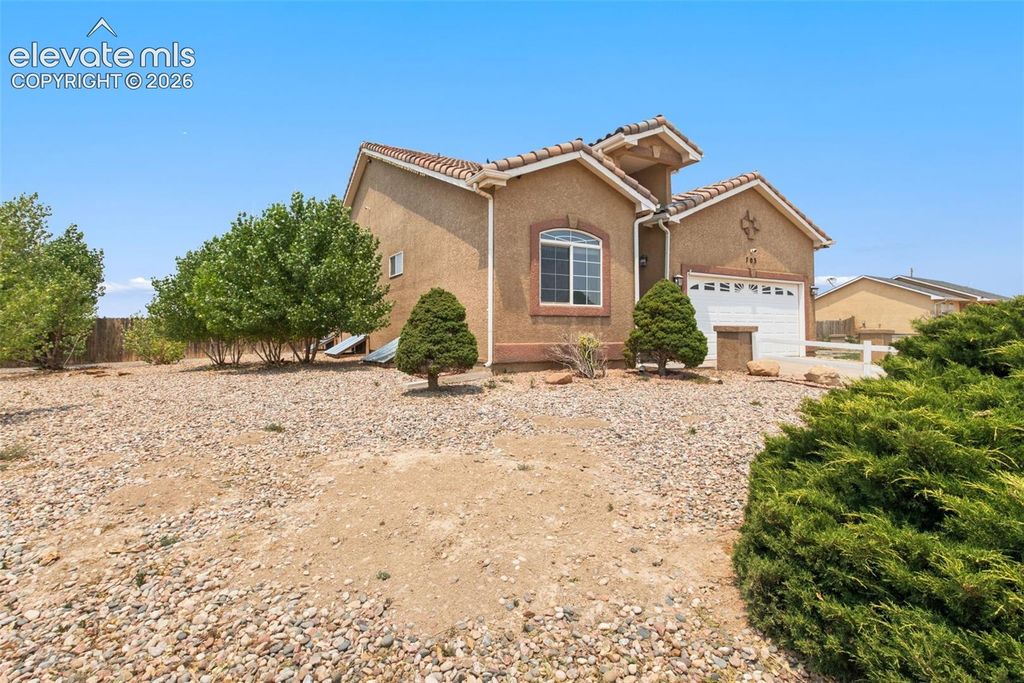 703 N Canvas Drive, Pueblo West, CO 81007 — photo 2