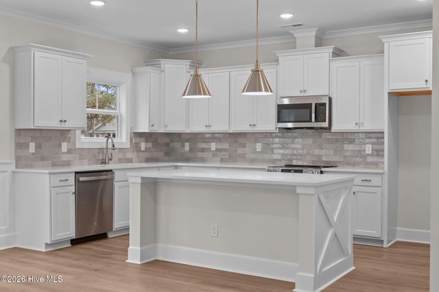 700 Fifty Lakes Drive, Southport, NC 28461