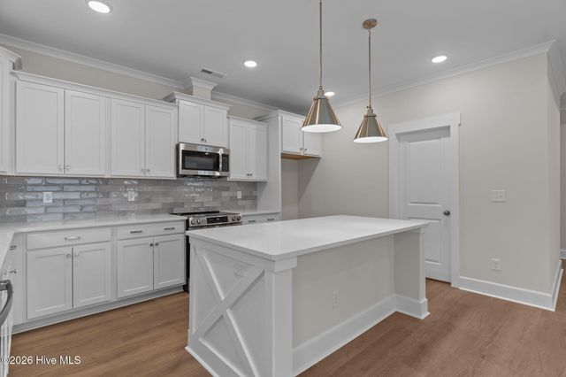 700 Fifty Lakes Drive, Southport, NC 28461