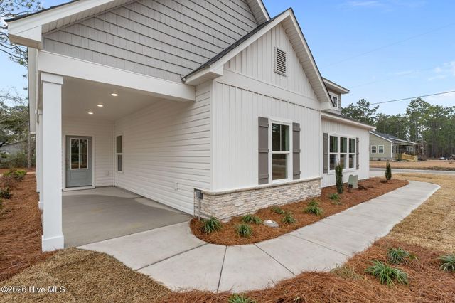 700 Fifty Lakes Drive, Southport, NC 28461