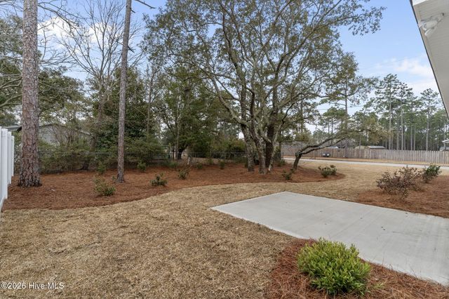 700 Fifty Lakes Drive, Southport, NC 28461